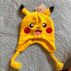 Pokémon pikachu beanie NWT